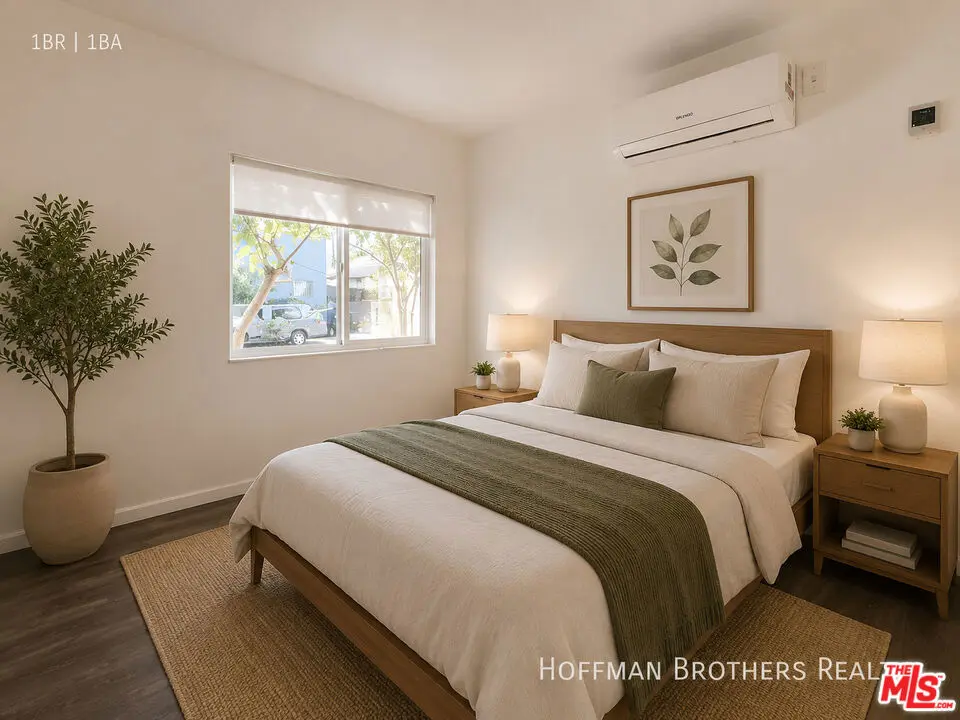 Residential Lease for rent at 2630 Arvia St, Los Angeles, Los Angeles County, CA featuring 1 bed and 1 bath
