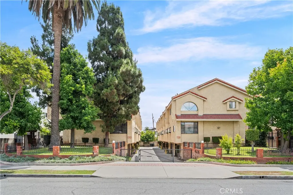 130 N Moore A, Monterey Park, CA — listing photo 1
