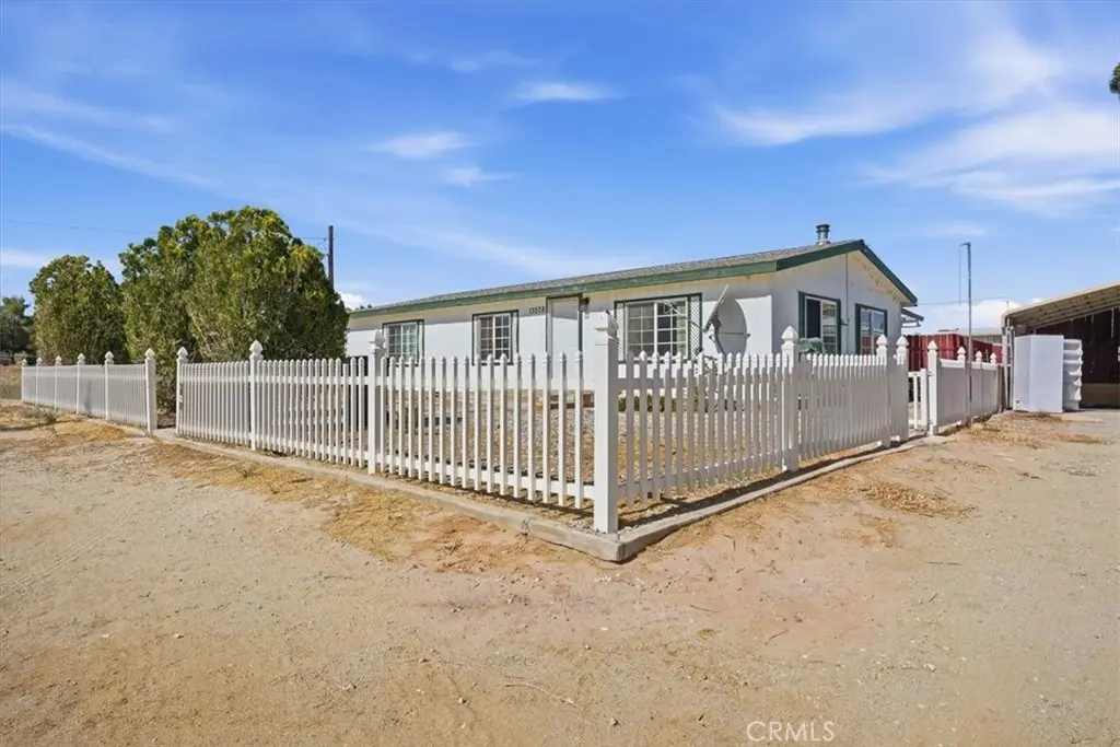 13378 Paramount Road, Phelan, CA — listing photo 1