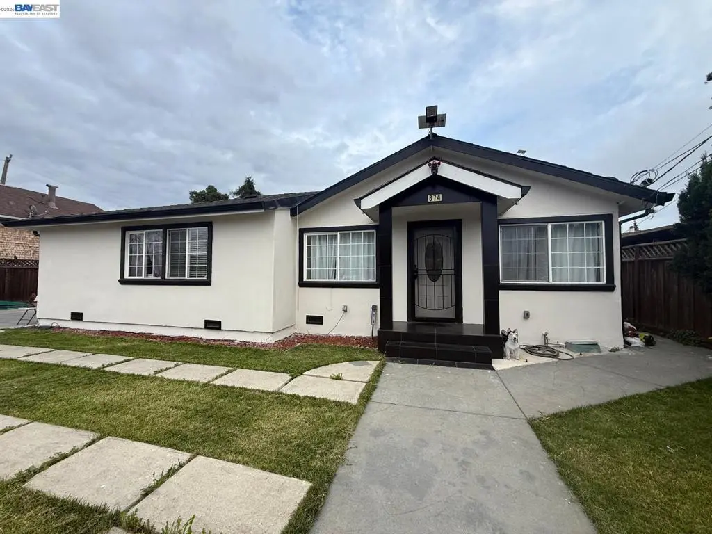 Single Family Residence for sale at 674 CLARA, Oakland, CA featuring 5 beds and 2 baths
