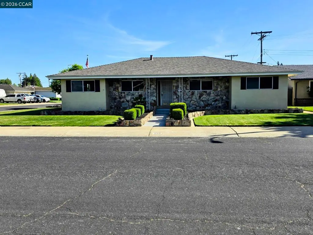 Single Family Residence for sale at 750 Greenwood Dr, Lodi, CA featuring 4 beds and 2 baths