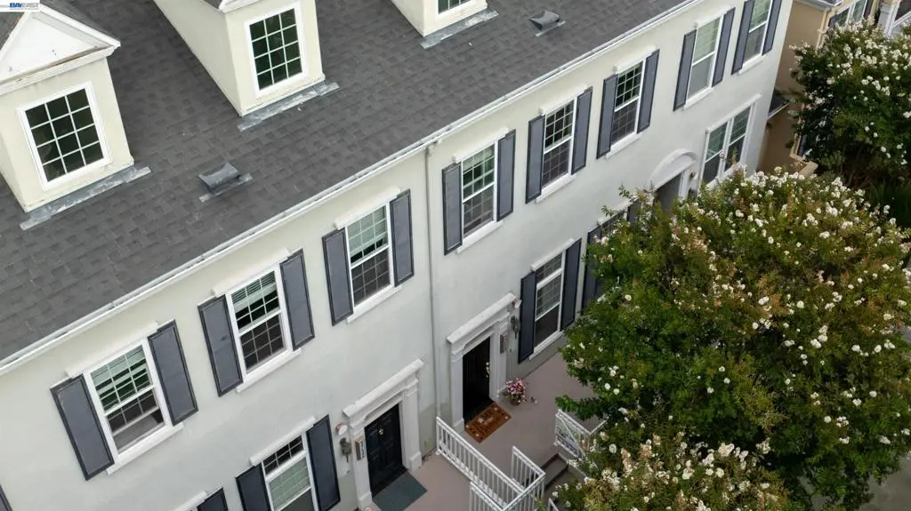 Condominium for sale at 3730 Whitworth Dr, Dublin, CA featuring 4 beds and 4 baths