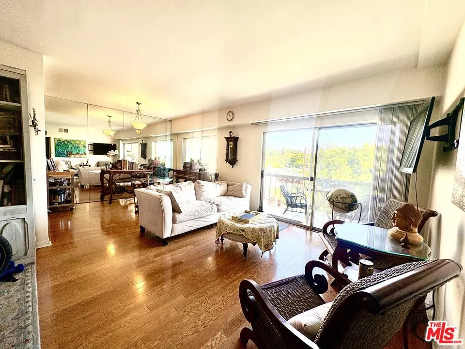 Condominium for sale at 622 S Barrington Avenue 408, Los Angeles, CA featuring 2 beds and 2 baths