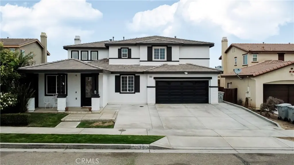 9068 Chimney Rock, Hesperia, CA — listing photo 1
