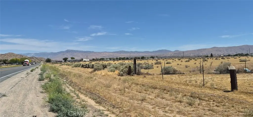 1 Happy Trails, Apple Valley, CA — listing photo 1