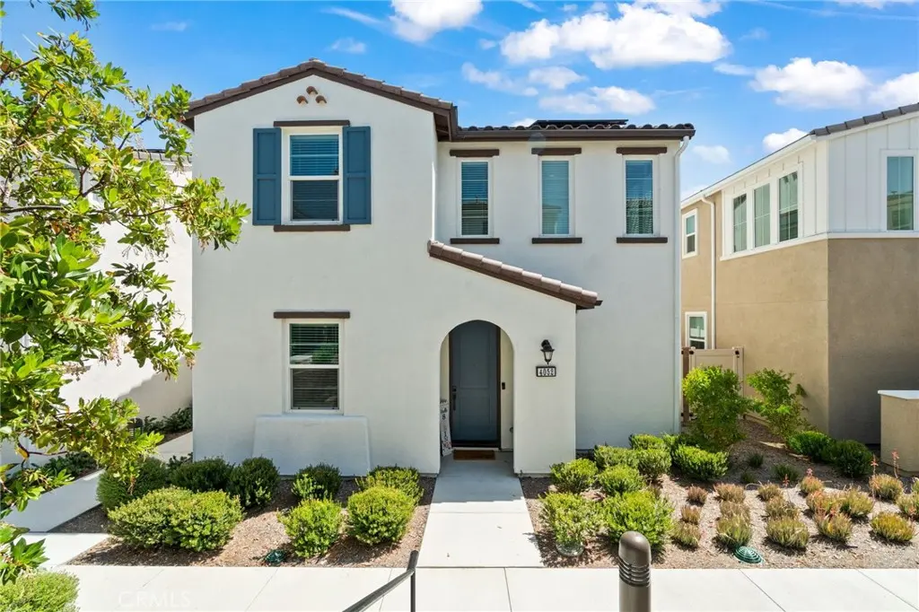 Condominium for sale at 4052 Summer Way, Corona, CA featuring 4 beds and 3 baths
