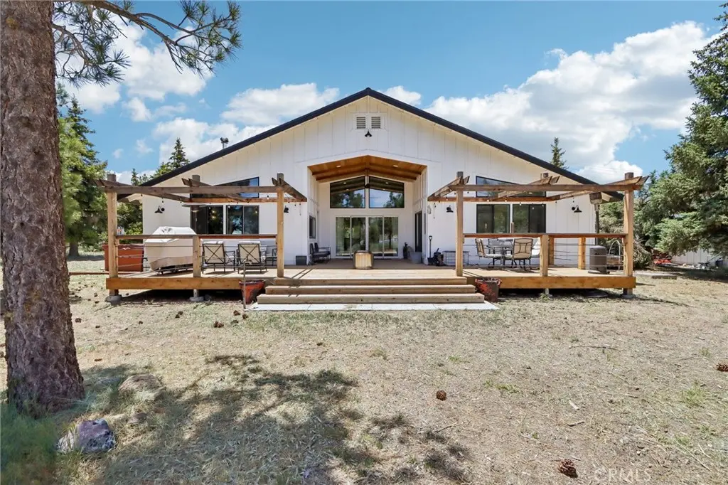 1383 Shay, Big Bear City, CA — listing photo 1