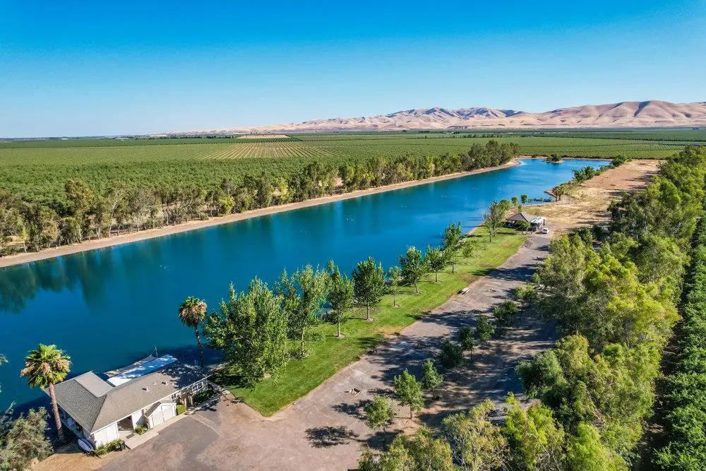 10037 Ca-33, Patterson, CA — listing photo 1