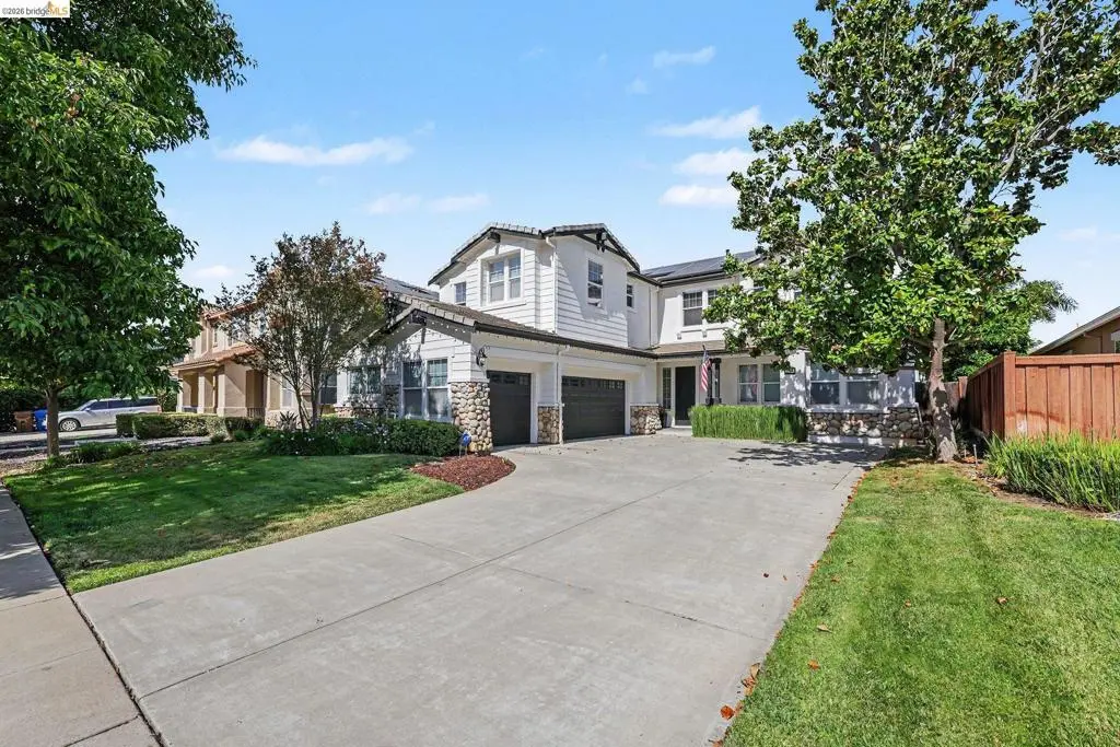 Single Family Residence for sale at 1796 Romulus Pl, Brentwood, CA featuring 5 beds and 5 baths