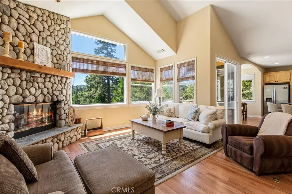 27347 Maplewood, Lake Arrowhead, CA — listing photo 1