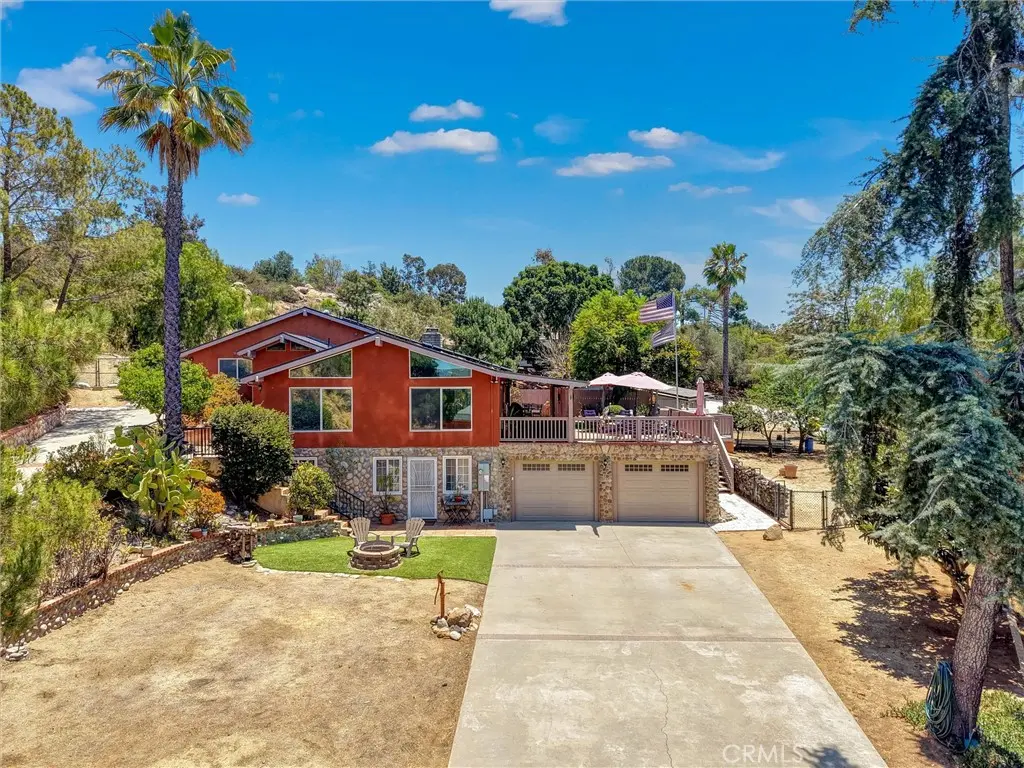 1026 Arnold Way, Alpine, CA — listing photo 1
