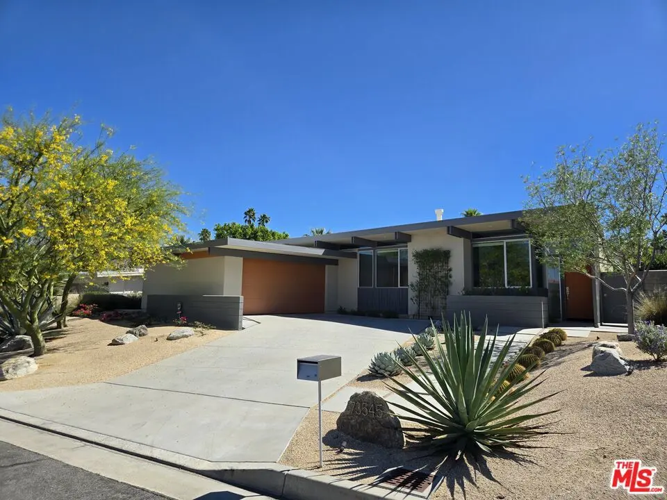 Residential Lease for rent at 73545 Silver Moon Trail, Palm Desert, Riverside County, CA featuring 3 beds and 2 baths