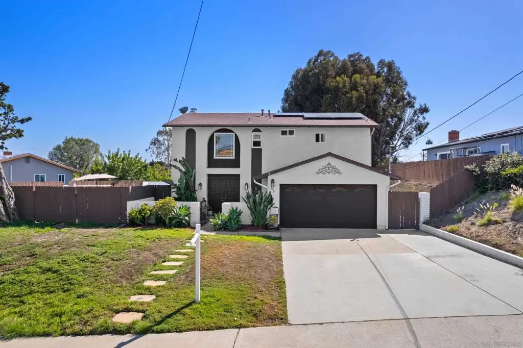 1619 Curry Comb Dr, San Marcos, CA — listing photo 1