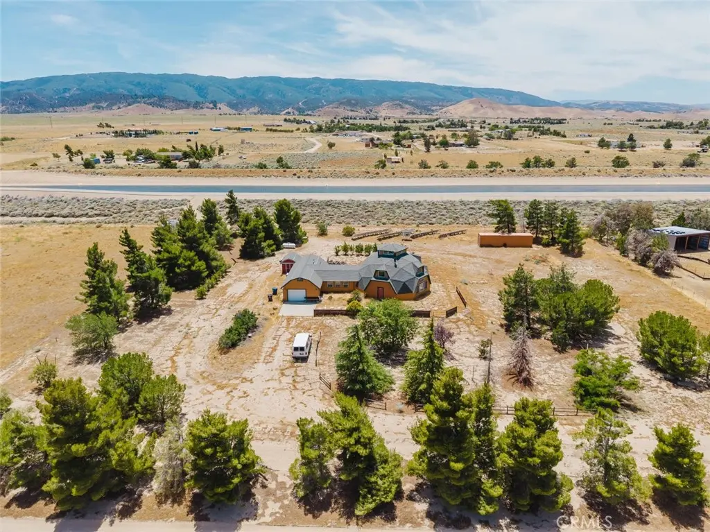 Single Family Residence for sale at 25320 Divinci Avenue, Lancaster, CA featuring 3 beds and 3 baths