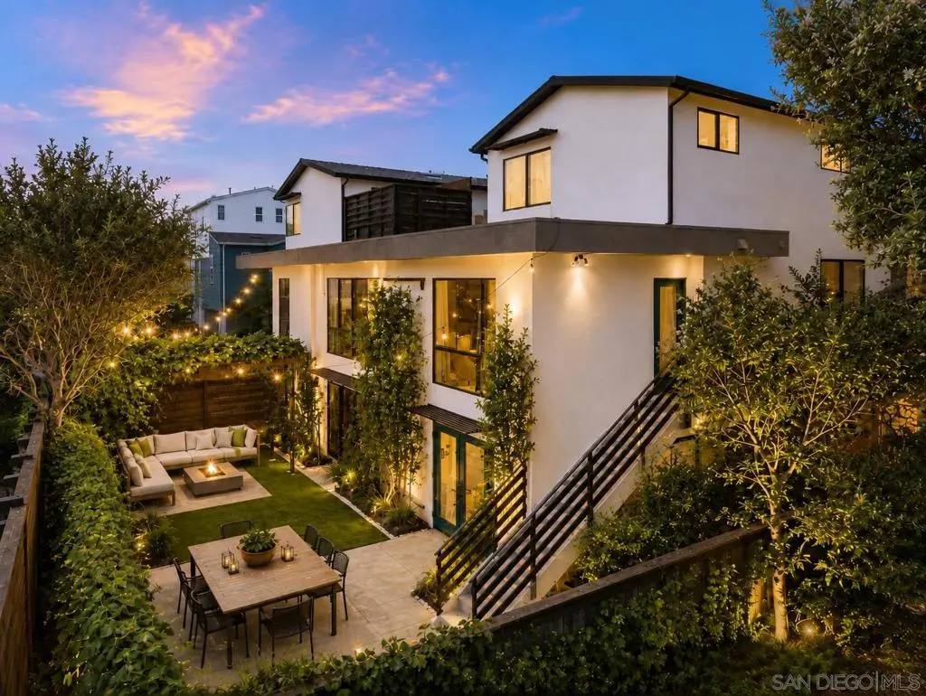 Residential Income for sale at 385 Juniper, Carlsbad, CA
