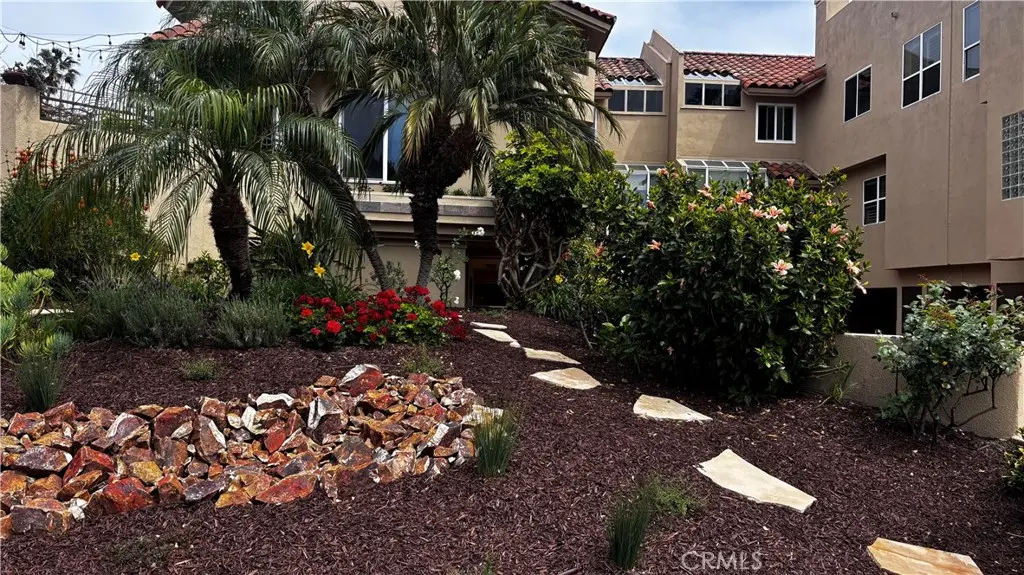 Townhouse for sale at 730 S Catalina Ave. Unit D, Redondo Beach, CA featuring 3 beds and 3 baths