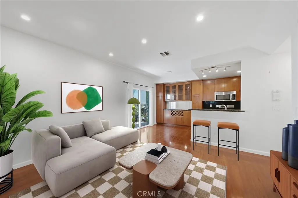 Condominium for sale at 1554 N Hobart 2, Los Angeles, CA featuring 2 beds and 2 baths