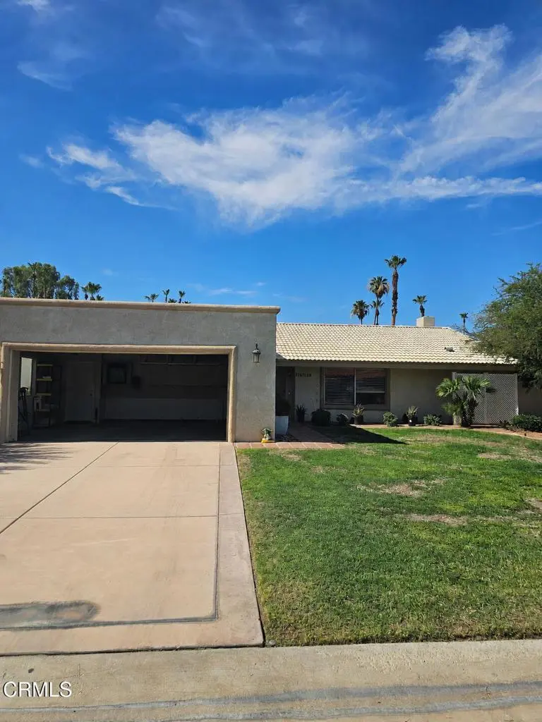 Residential Lease for rent at 78440 Calle Felipe, La Quinta, Riverside County, CA featuring 3 beds and 3 baths
