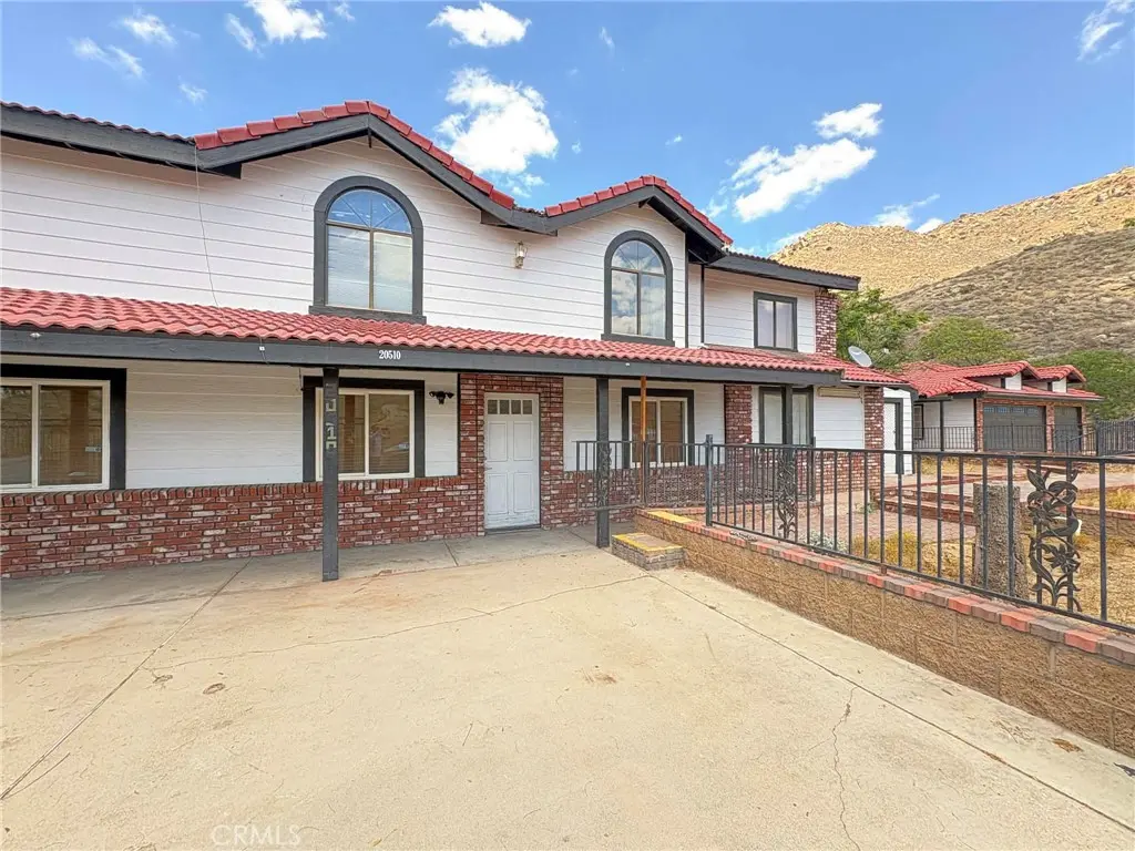 Single Family Residence for sale at 20510 Hill Top Drive, Riverside, CA featuring 8 beds and 5 baths