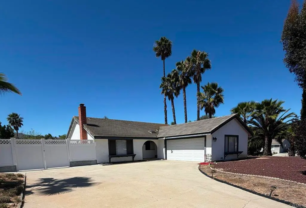 23601 Barrego Way, Ramona, CA — listing photo 1