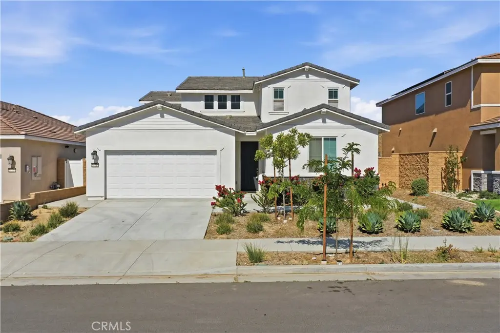 Single Family Residence for sale at 27215 Lost Palm, Menifee, CA featuring 4 beds and 4 baths