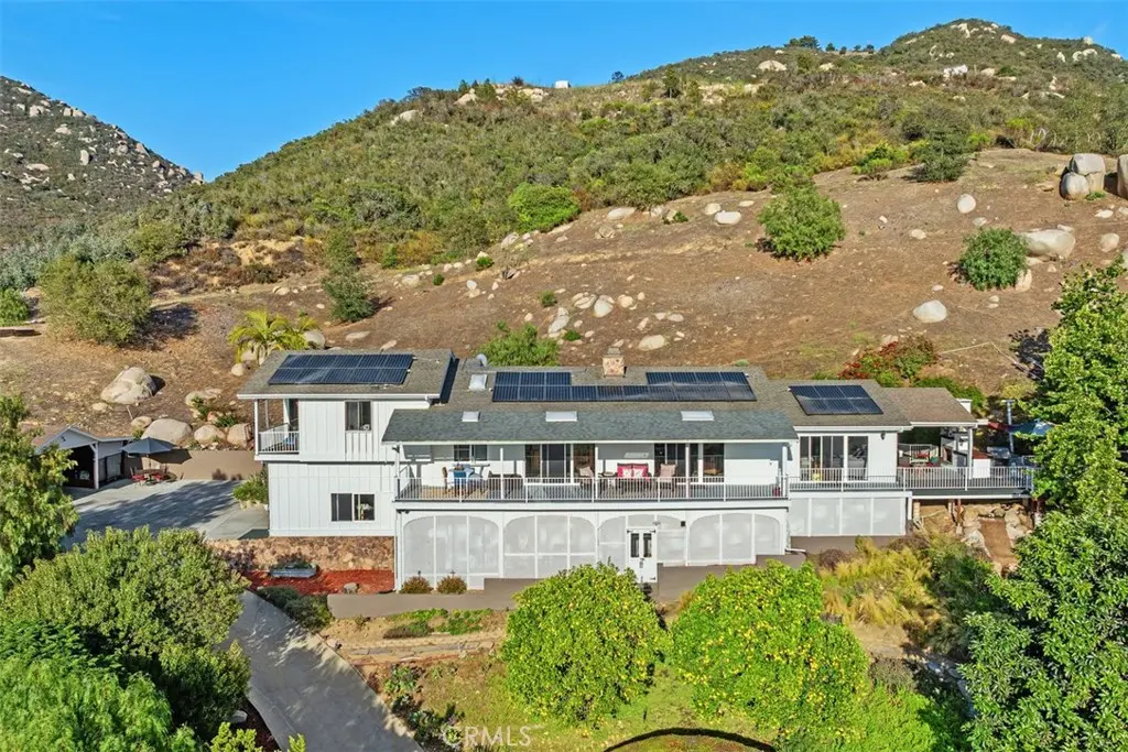 775 Old Oak Ridge, San Marcos, CA — listing photo 1
