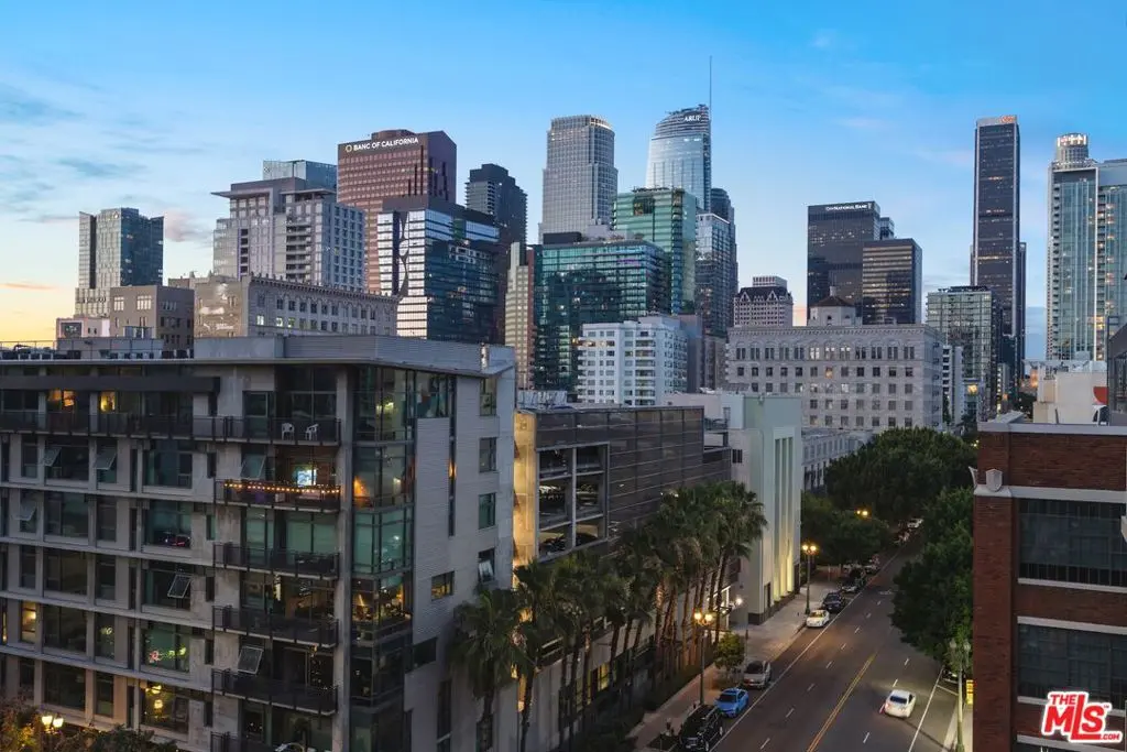 Condominium for sale at 1100 S Hope Street 814, Los Angeles, CA featuring 1 bed and 1 bath
