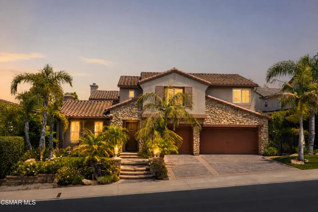 Single Family Residence for rent at 1508 Warm Springs Avenue, Thousand Oaks, CA featuring 5 beds and 6 baths