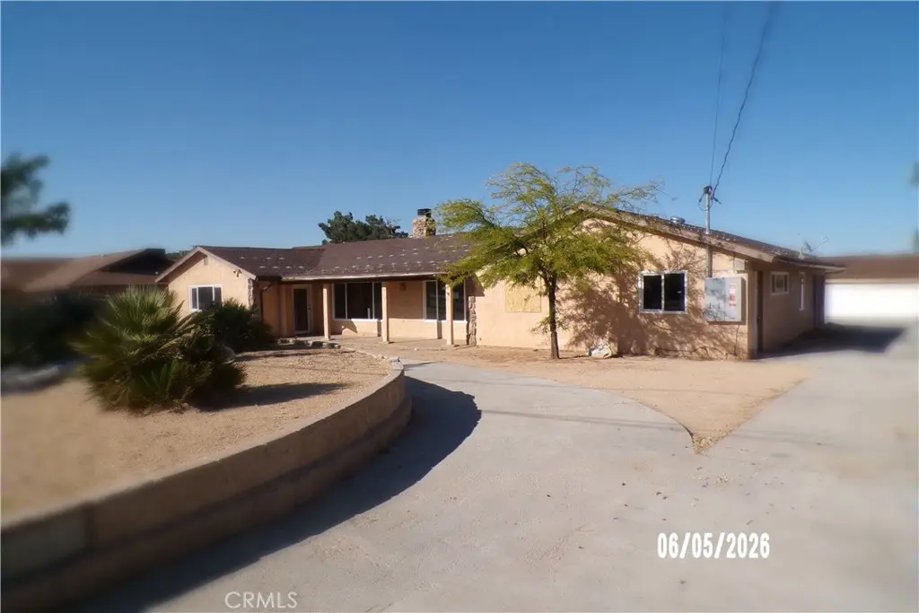8309 Langdon, Hesperia, CA — listing photo 1