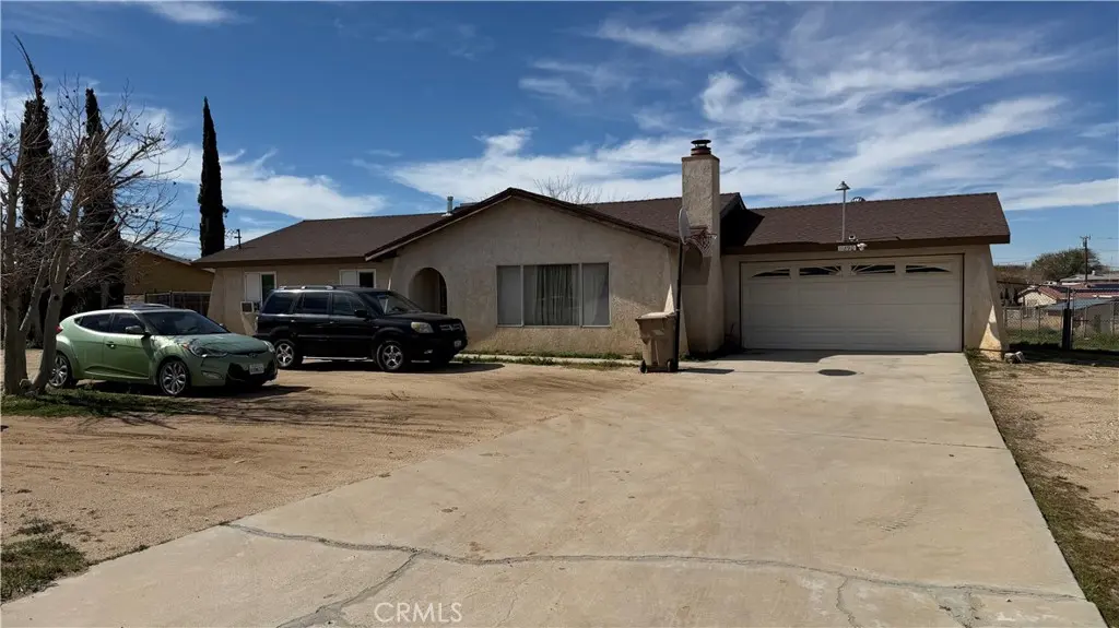 11890 Jacaranda, Hesperia, CA — listing photo 1