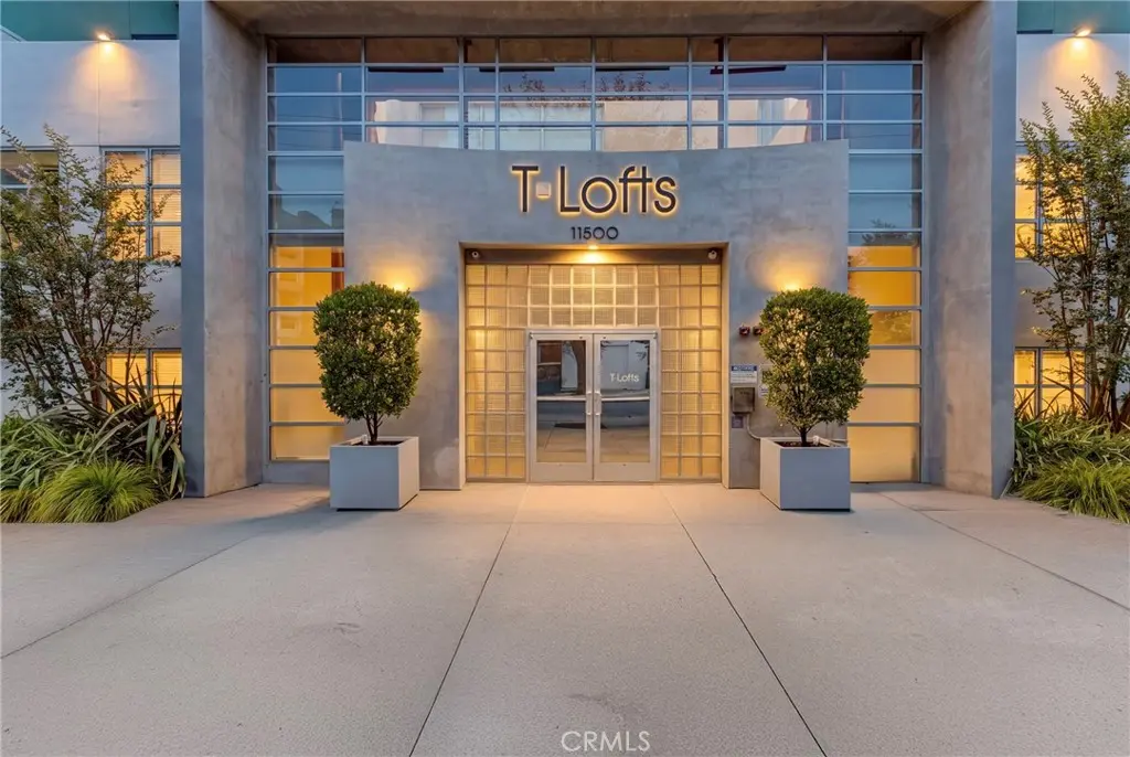 Condominium for sale at 11500 Tennessee Avenue 330, Los Angeles, CA featuring 1 bed and 1 bath
