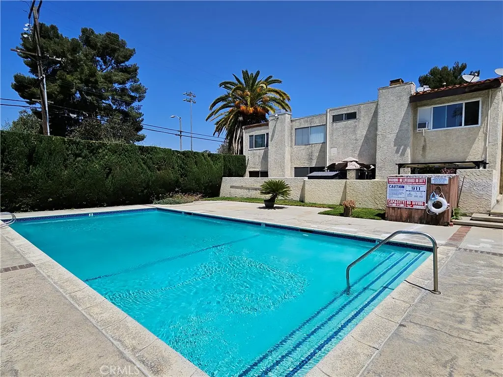 8800 Kester Avenue 126, Panorama City, CA — listing photo 1