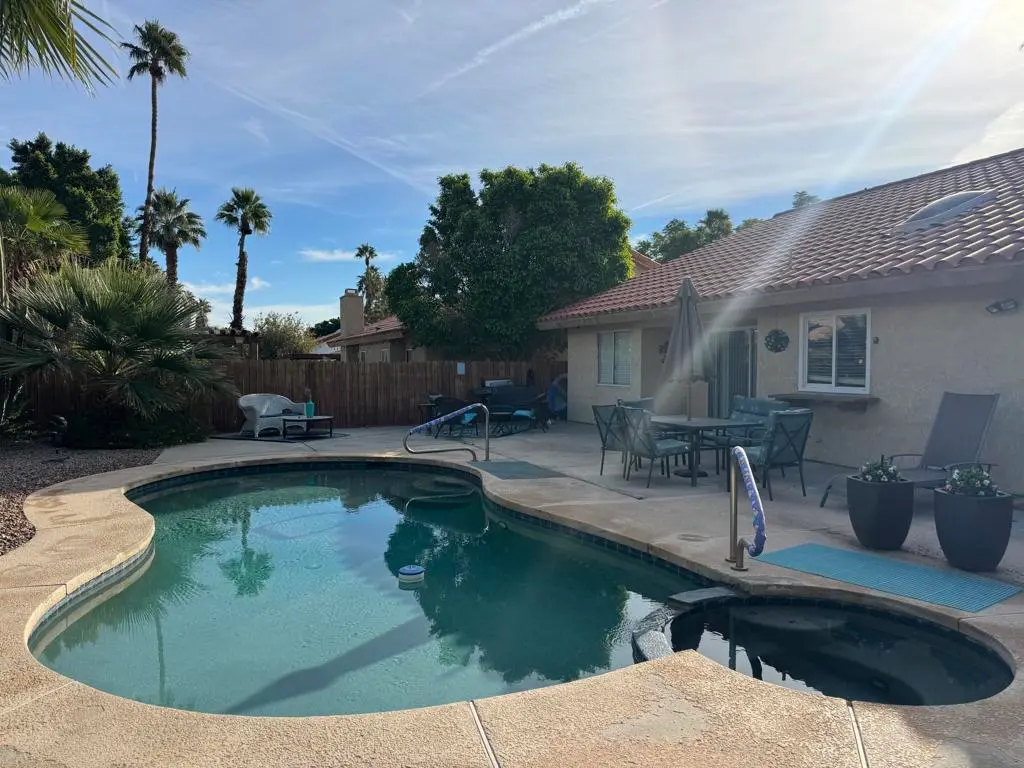 Residential Lease for rent at 68640 Tachevah Drive, Cathedral City, Riverside County, CA featuring 3 beds and 2 baths