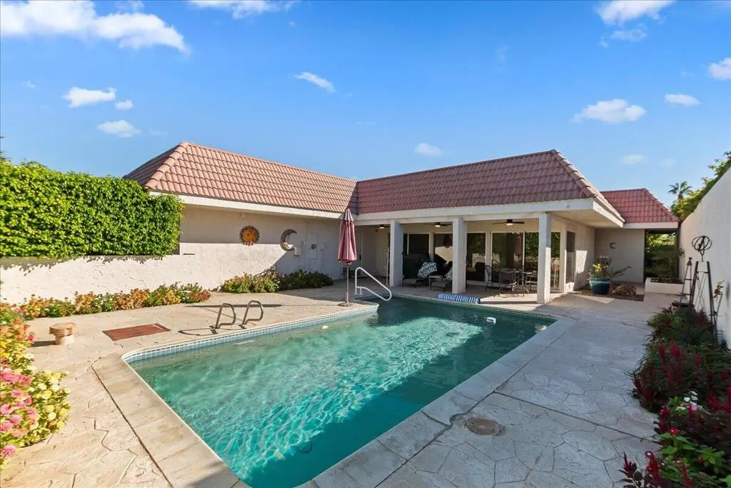 Residential Lease for rent at 38780 Tandika Trail N, Palm Desert, Riverside County, CA featuring 2 beds and 2 baths