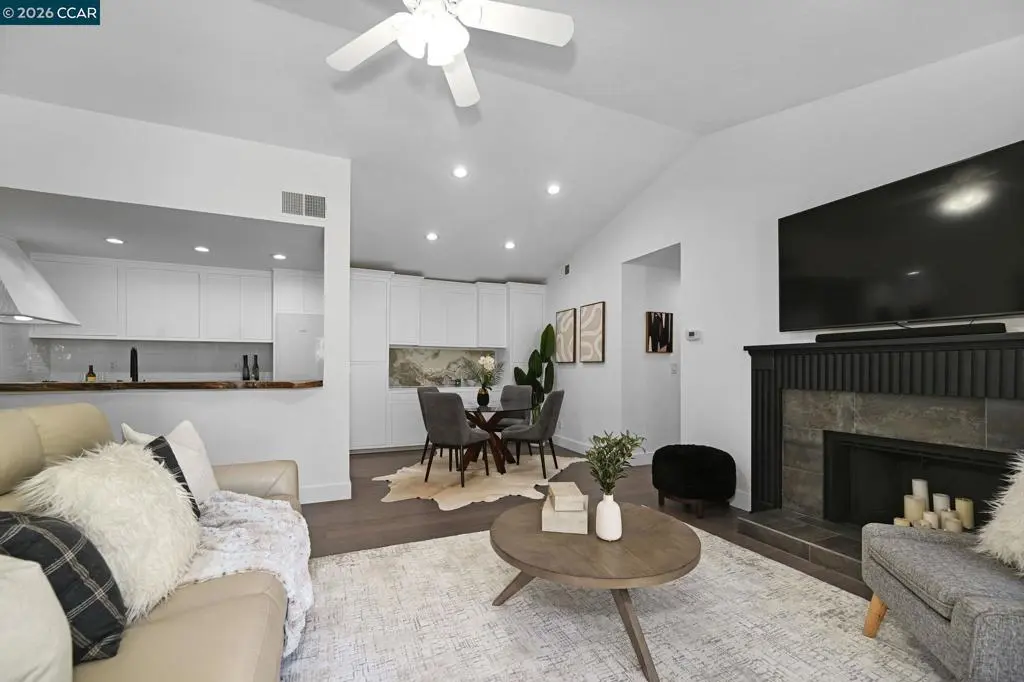 Condominium for sale at 200 Norris Canyon Pl C, San Ramon, CA featuring 2 beds and 3 baths