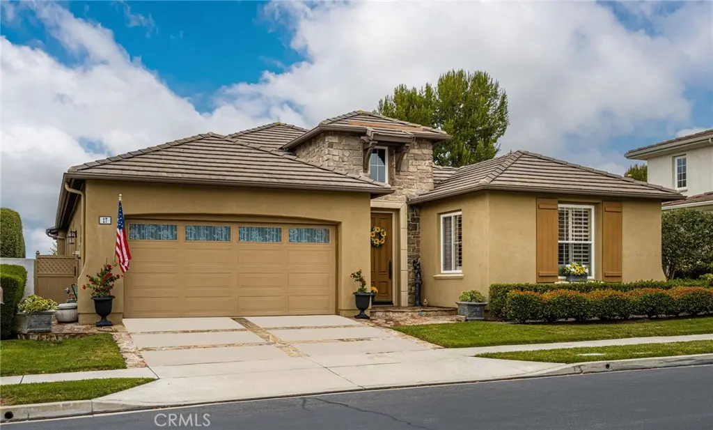 Single Family Residence for sale at 17 Corte Rivera, San Clemente, CA featuring 3 beds and 2 baths
