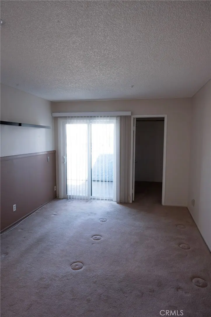 Condominium for sale at 550 Orange Avenue 320, Long Beach, CA featuring 1 bed and 1 bath