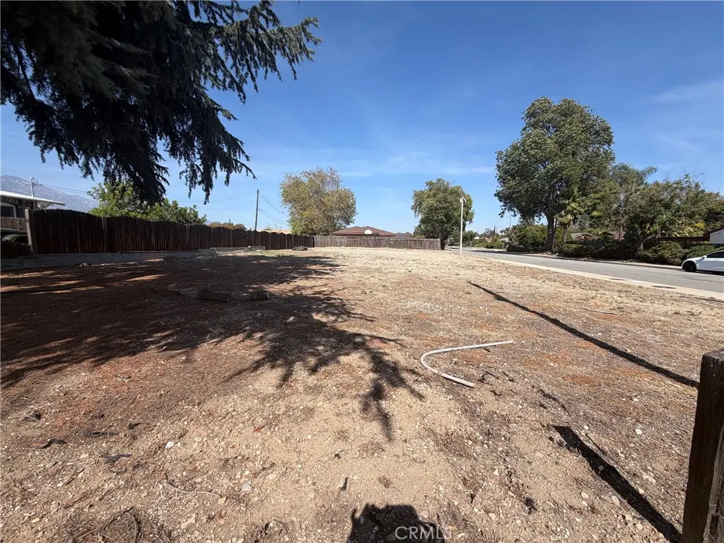 1978 N Indian Hill, Claremont, CA — listing photo 1