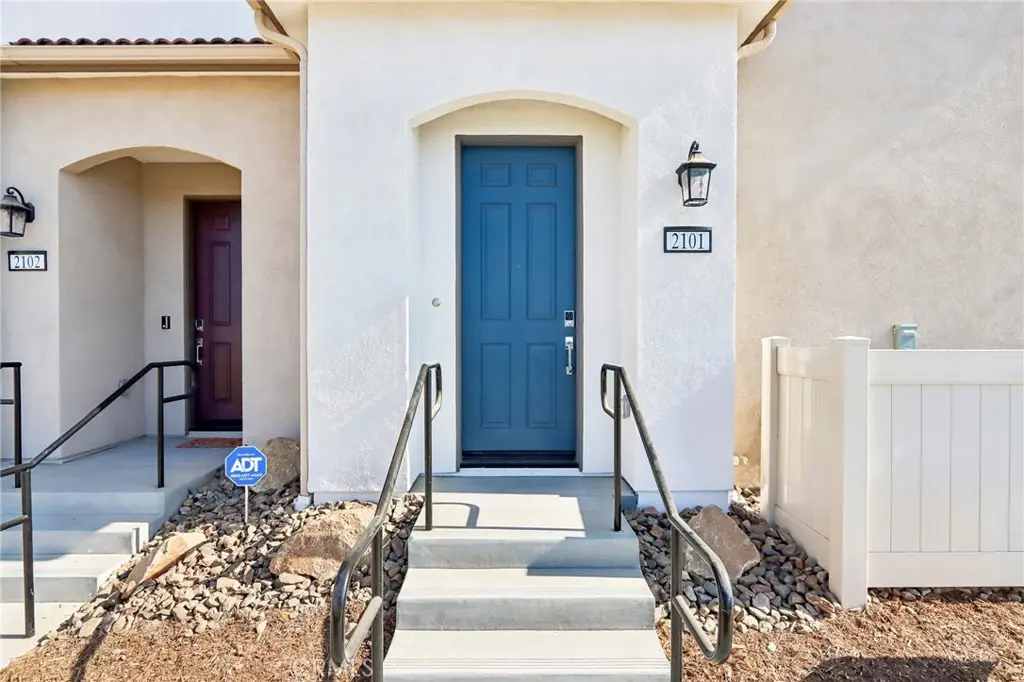 36142 Domingo Avenue 2101, Murrieta, CA — listing photo 1