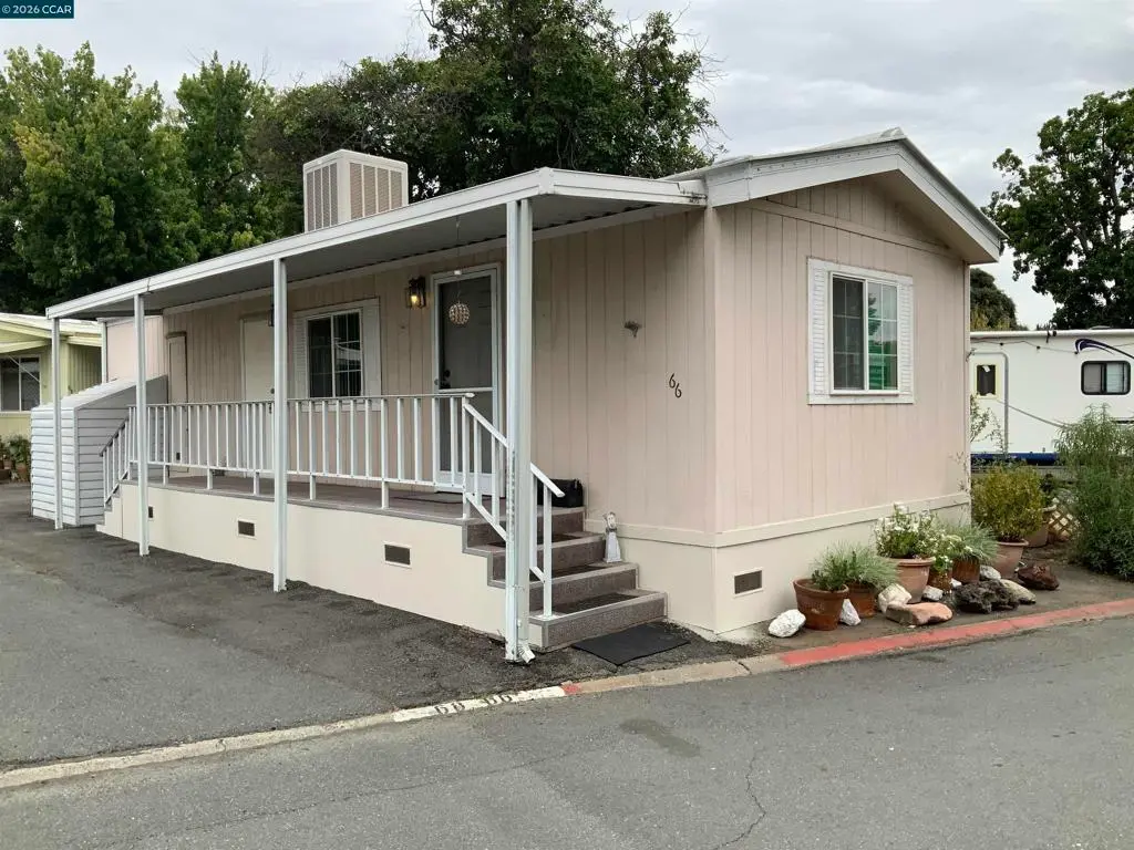 Manufactured In Park for sale at 66 The Trees Dr., Concord, CA featuring 1 bed and 1 bath