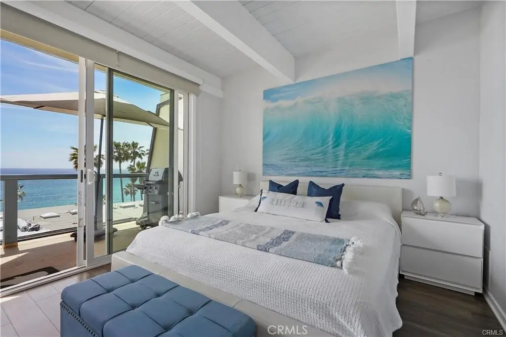 Residential Lease for rent at 11940 Oceanaire Lane, Malibu, Los Angeles County, CA featuring 2 beds and 2 baths