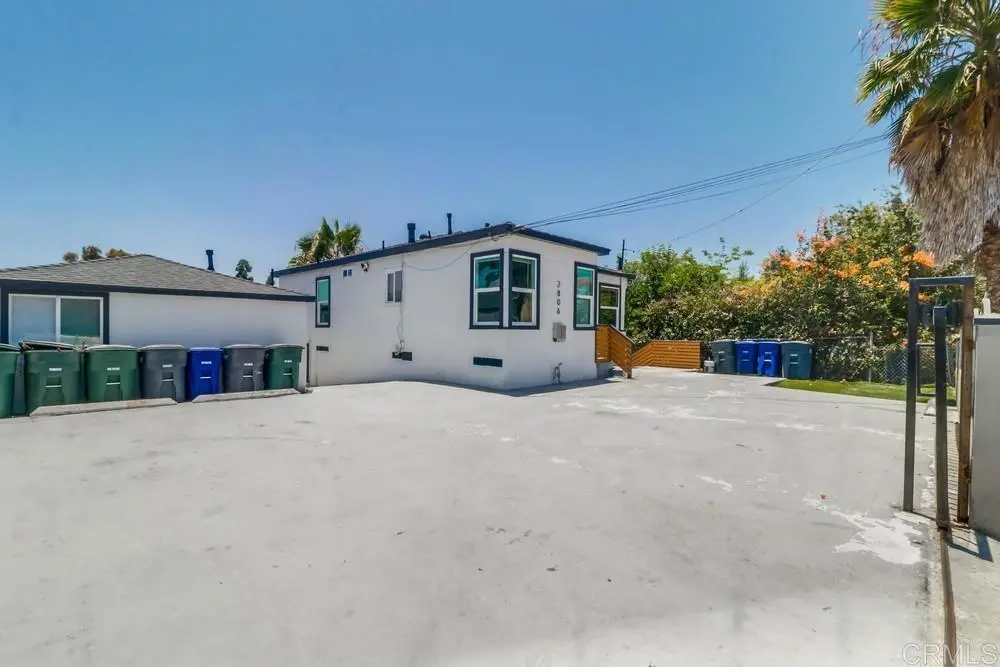 Triplex for sale at 2806 E 8Th Street, National City, CA