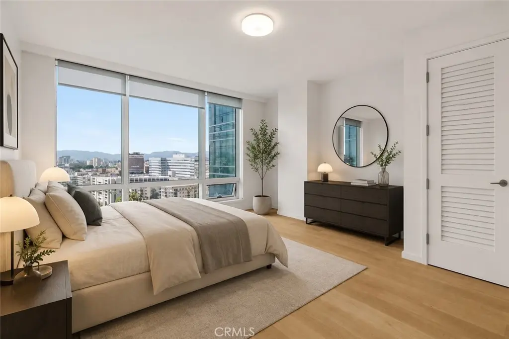 Condominium for sale at 877 Francisco Street 1818, Los Angeles, CA and 1 bath