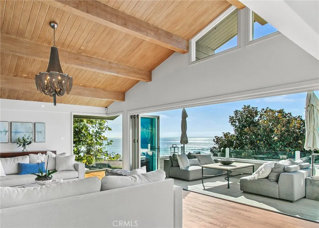 Single Family Residence for rent at 1010 EMERALD BAY, Laguna Beach, CA featuring 4 beds and 5 baths