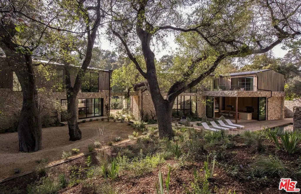 3274 Oakdell Road, Studio City, CA — listing photo 1