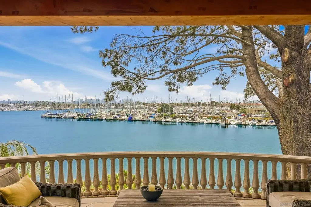 Single Family Residence for rent at 741 Rosecrans St, San Diego, CA featuring 4 beds and 4 baths