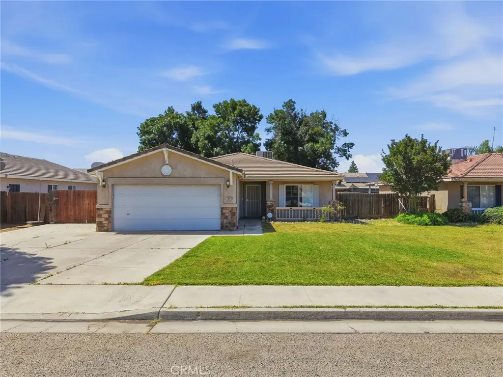 1865 La Vida Avenue, Porterville, CA — listing photo 1