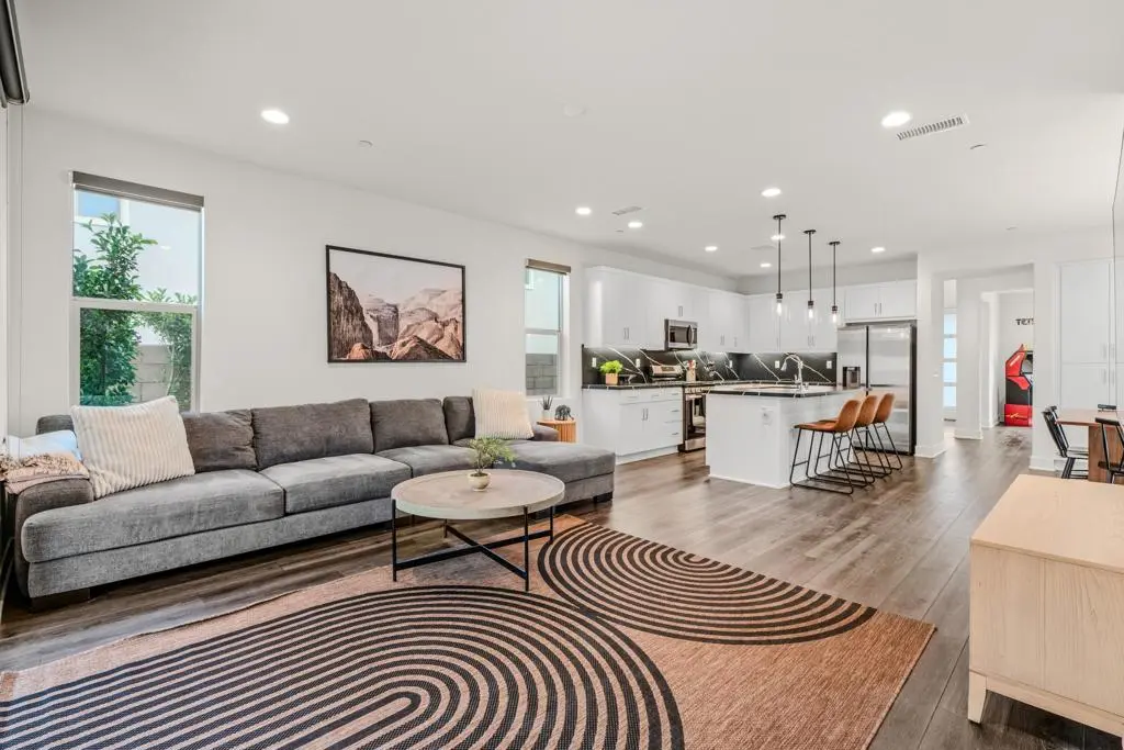 Residential Lease for rent at 35821 Cannon Drive, Palm Desert, Riverside County, CA featuring 4 beds and 4 baths