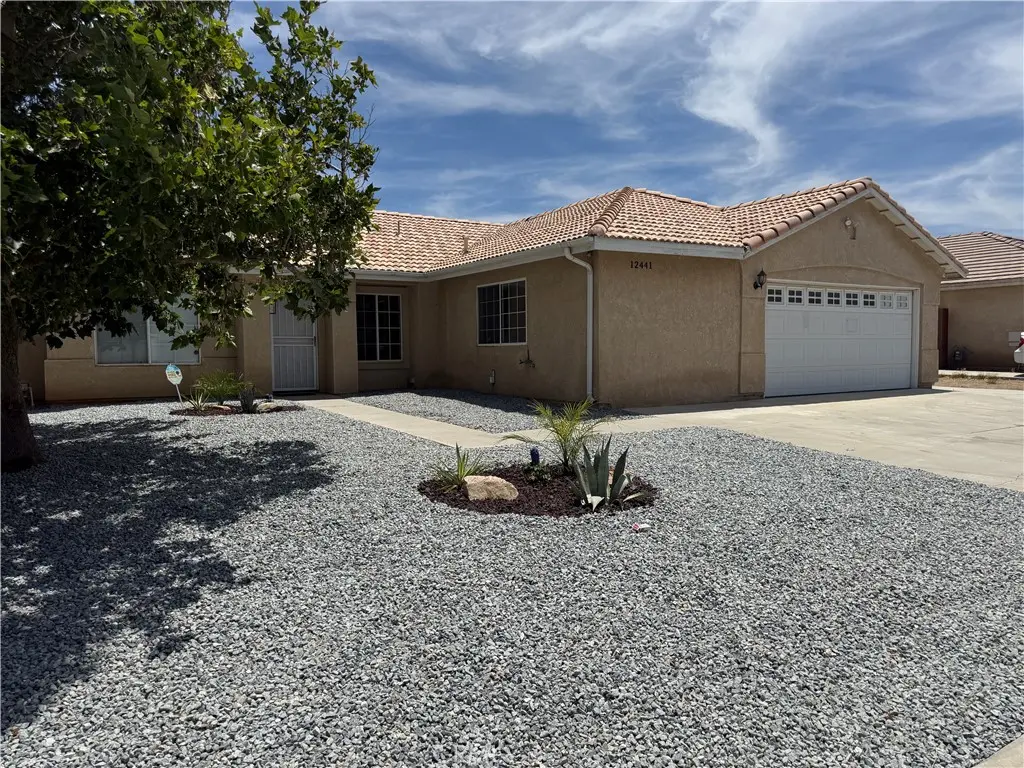 12441 Petaluma, Victorville, CA — listing photo 1