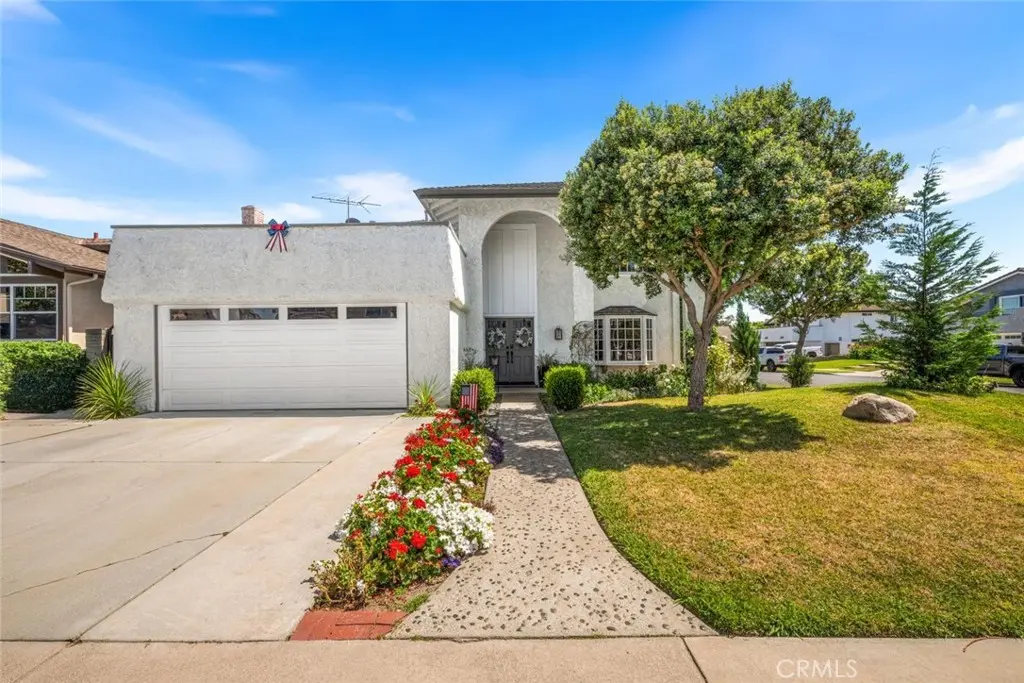 3902 Toland, Los Alamitos, CA — listing photo 1